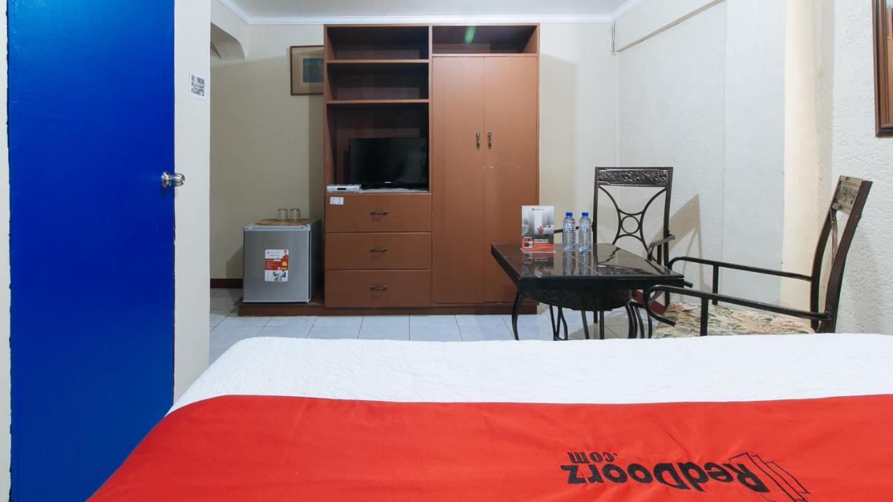 Reddoorz Plus At Lagoon Resort Zambales Olongapo Exterior photo